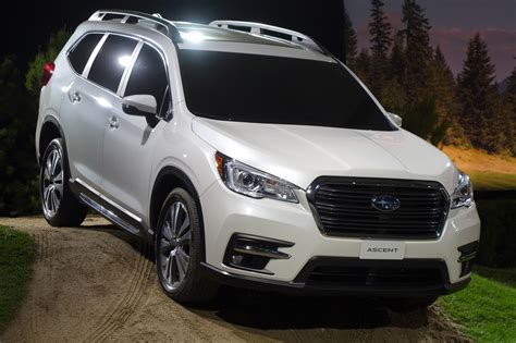 2019 Subaru Ascent Arrives With 19 Cupholders