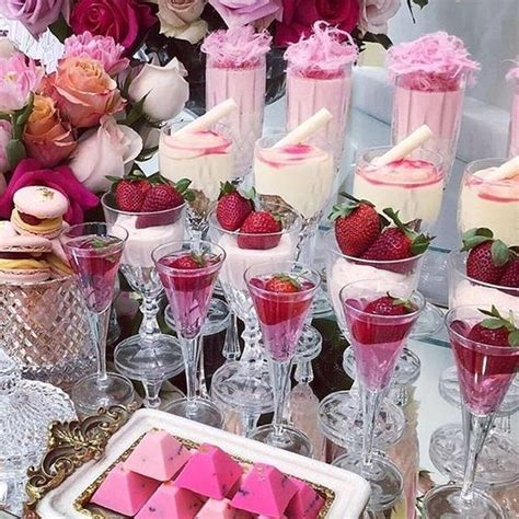 Ideas Para Una Fiesta De Xv A Os Con Rayas Y Flores Festa Ideias