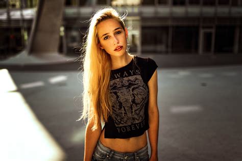 Hintergrundbilder Frau Modell Porträt Blond T Shirt Lange Haare Fotografie Miro