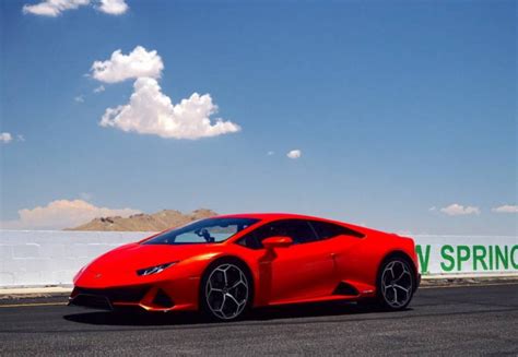 2020 Lamborghini Huracan Evo First Drive A Reminder Of What Matters