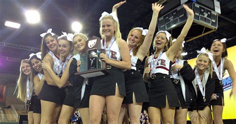 Tate Cheerleaders Take Second Best In The State