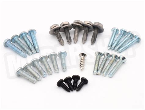 Exterior Screw Kit Barracuda