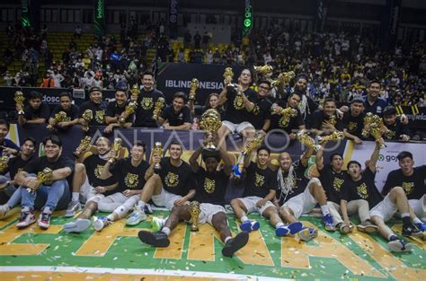 SATRIA MUDA JUARA IBL TOKOPEDIA ANTARA Foto