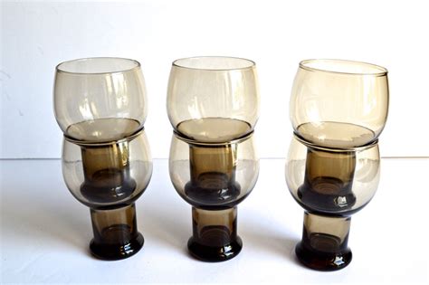 Vintage Smoked Glass Beer Glasses Vintage Glassware Set Of Six Etsy Glassware Set Vintage