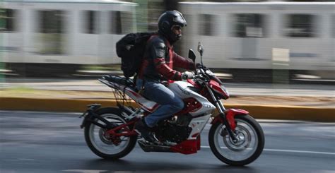 5 Cambios Al Reglamento De Tránsito Para Motos En Cdmx La Cdmx