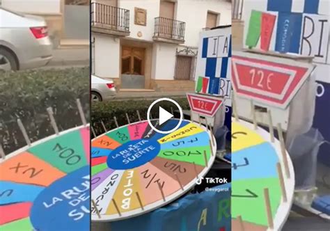 La Ruleta De La Suerte El Disfraz De Carnaval M S Creativo Sobre El