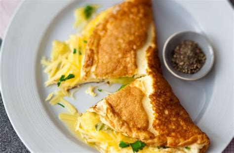 Tasty omelette fillings and recipes | GoodtoKnow