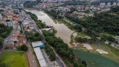 Como é o bairro nobre onde vive Suzane Von Richthofen no interior de SP