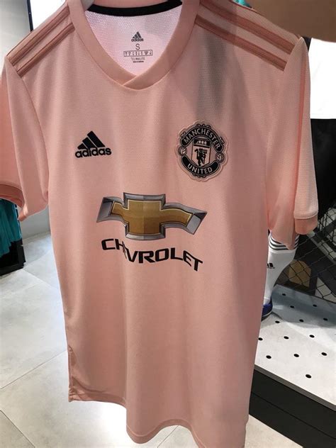 Jersey Away Manchester United Jersey Terlengkap