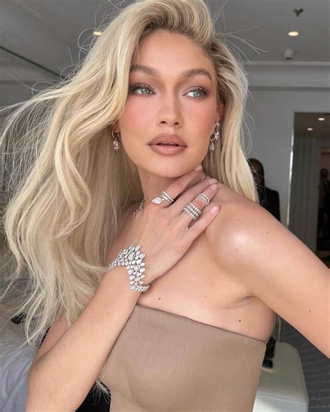 ジジ・ハディッドさんのインスタグラム ジジ・ハディッド Gigihadid