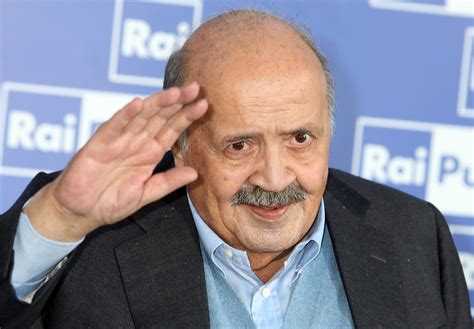 Addio a Maurizio Costanzo è morto a 84 anni il giornalista conduttore