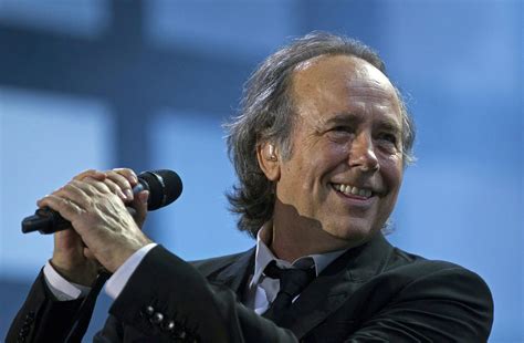 Serrat Celebra 50 Años De Mediterráneo Con Una Reedición En Vinilo