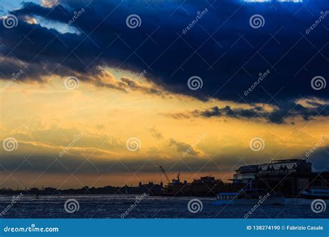 Sunset by the Hudson River - New York City Editorial Image - Image of ...