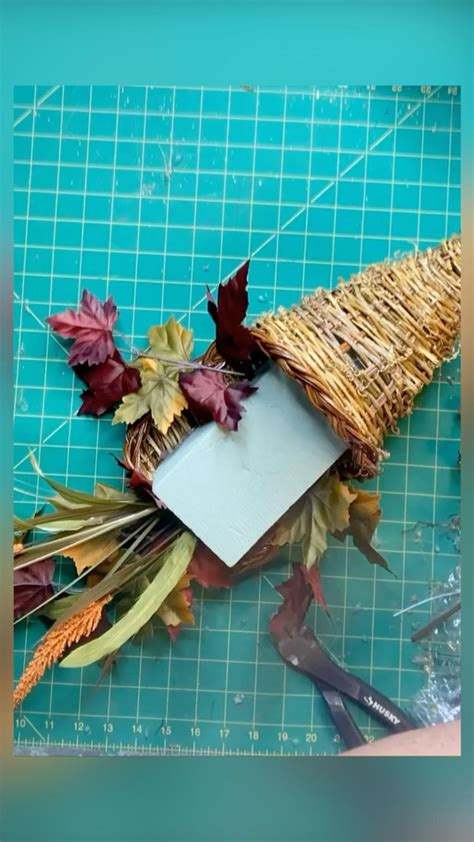 Make a Fall Thanksgiving Cornucopia | DIY centerpieces | Autumn table ...