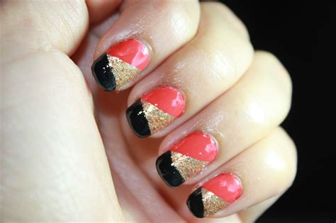 Nayeli's Crafts The Creative Spot: 2 different nail art