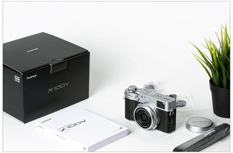 Se produkter som liknar Fujifilm X100V - Silver i Nys.. på Tradera ...