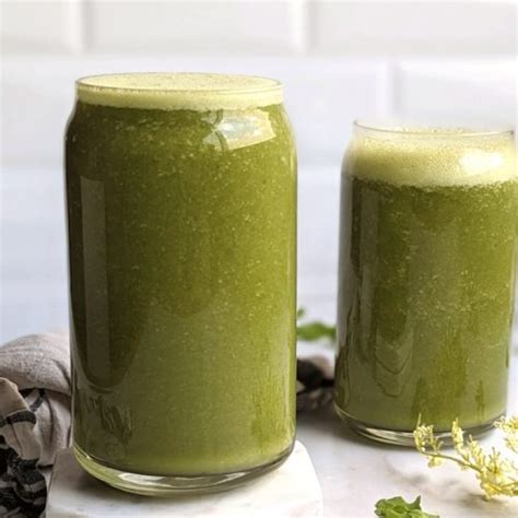 Arugula Smoothie Recipe - The Herbeevore