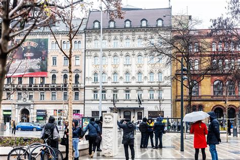 Ilyen Lett A Megújult Blaha Lujza Tér