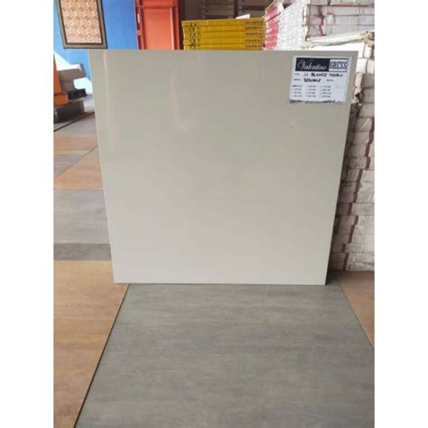 Jual Granit Lantai Cream Polos 60x60 Kw 1 Harga Meriah Shopee Indonesia