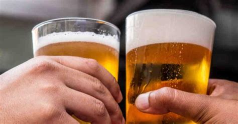 Riaperture è quasi finita la BIRRA nei pub del Regno Unito enorme la