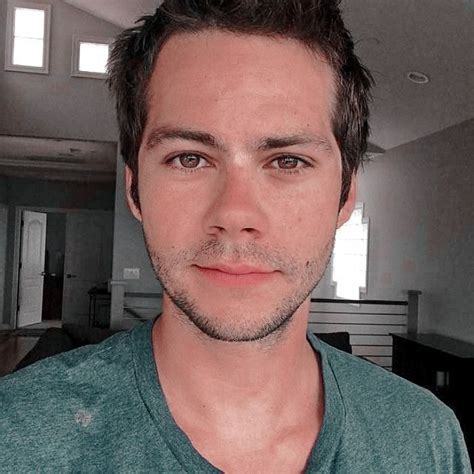 𝐋𝐄𝐌𝐎𝐍𝐀𝐃𝐄 Icons 172 𝐃𝐘𝐋𝐀𝐍 𝐎𝐁𝐑𝐈𝐄𝐍 Dylan Obrien Dylan Obrien