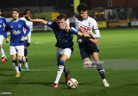 Jude Soonsup Bell Of Tottenham Hotspur U21 Battles For The Ball With