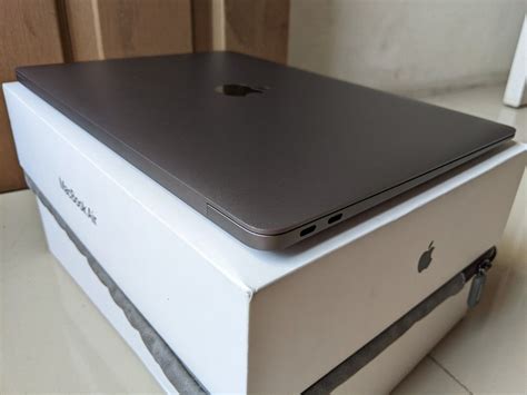 Macbook Air M1 2020 Garansi Aktif Sampai Desember 2023 Elektronik Komputer Laptop Di Carousell