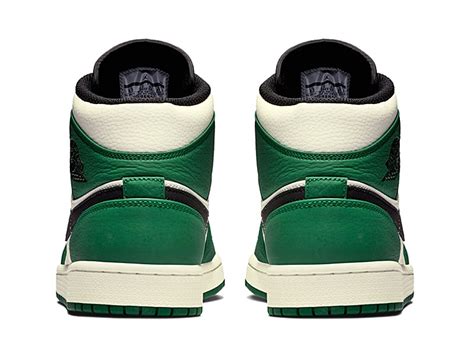 Air Jordan 1 Mid SE Boston Celtics 301