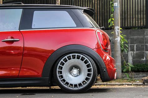 Permaisuri Mini Cooper S F On Rotiform Vce