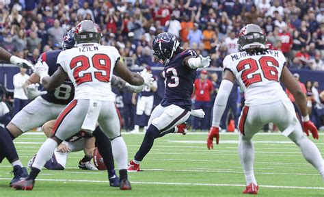 No Kicker No Problem Rb Ogunbowale Kicks Field Goal In Texans Win