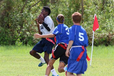 Flag football o fútbol bandera Cómo se juega al tochito COMPETIZE