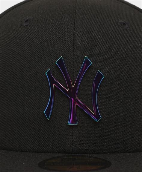 New Era New York Yankees Metal Badge 59fifty Fitted Blackiridescent