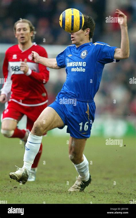 ARJEN ROBBEN CHELSEA FC RIVERSIDE STADIUM MIDDLESBROUGH ENGLAND 11 ...