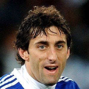 Diego Milito - Age, Family, Bio | Famous Birthdays