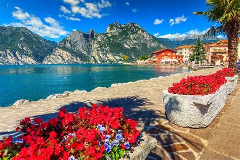 Le Lac De Garde Vénétie Italie