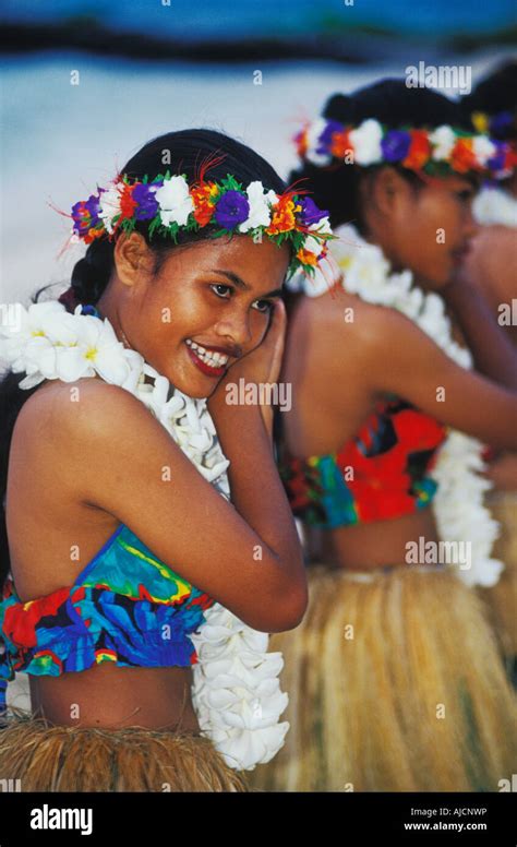 Page 3 Micronesian High Resolution Stock Photography And Images Alamy