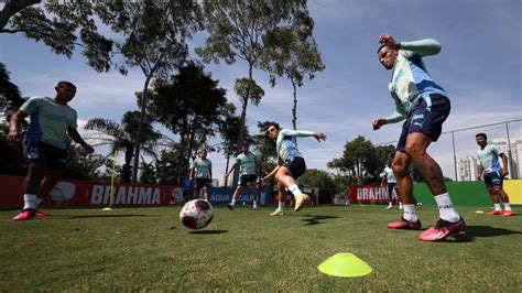 Veja as fotos do treinamento tático do Palmeiras nesta sexta feira