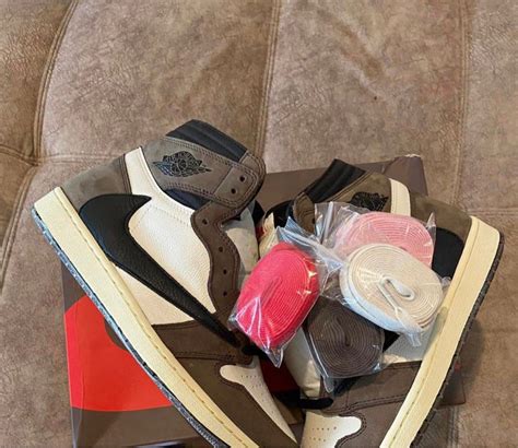 Travis Scott Jordan High Mocha Original Men S Fashion Footwear