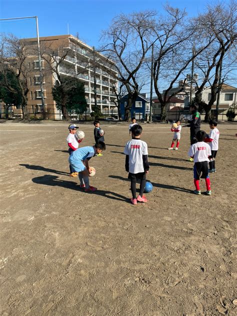 38期2年生練習七中〜トラップ〜 八王子七小サッカークラブ（八王子七小sc） 東京都八王子市の少年サッカークラブ