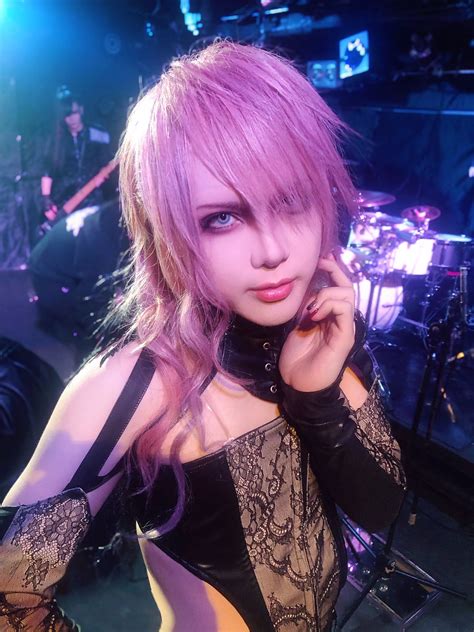 Pin By Azul On Vkei Visual Kei Beautiful Boys Pretty Men