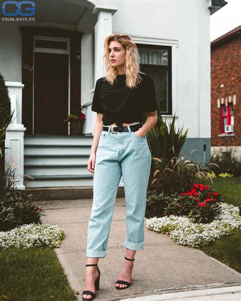 Sophie Nelisse Nude Pictures Photos Playboy Naked Topless Fappening