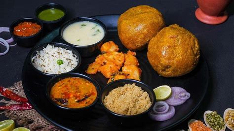 Popular Dishes Of Madhya Pradesh Traditional Dishes From Madhya