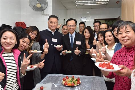 News Gov Hk Patrick Nip Visits Kwun Tong