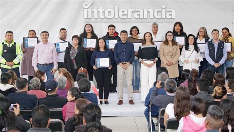 Eduardo Rivera Entrega Certificaciones De Talleres Firma Convenio Con