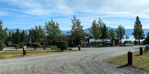 Campground Review Cottonwood Rv Park Destruction Bay Yukon