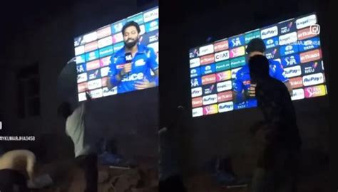 Hardik Pandya Faces Fan Backlash Trolls Hurl Shoes And Objects During