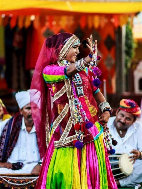 Rajasthani Folk Dance Ghoomar