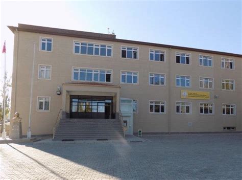 Kayseri B Nyan Ehit Muzaffer Can Ersoy K Z Anadolu Mam Hatip Lisesi