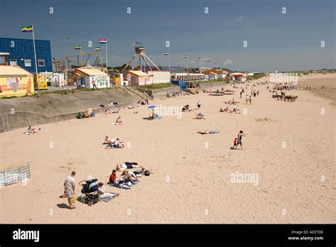 Wales Glamorgan Porthcawl Sandy Bay Beach And Coney Beach Funfair Stock