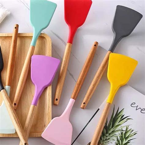 Jual Spatula Silicone Utensil Gagang Kayu Tahan Panas Spatula Silicon